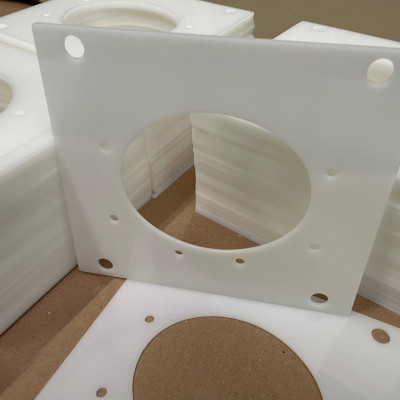 Pièces en POM C médicales : usinage de précision Plastisart